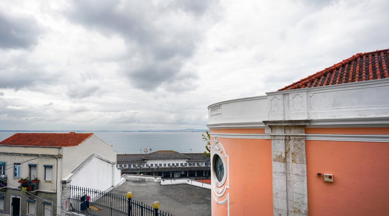 Apolonia Train Spot Apartment Lisboa Екстериор снимка